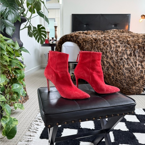 Steve Madden Red Suede Stiletto Ankle Boots - Picture 2 of 11